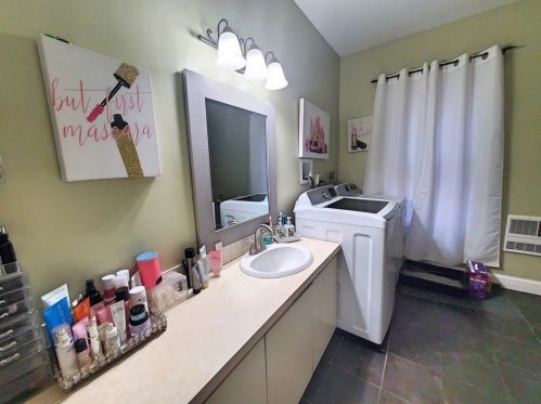 7 Dorrance St, Worcester MA 01610-2306 exterior