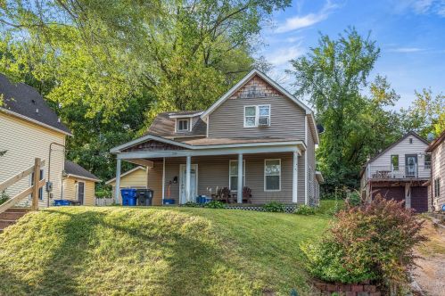 220 Belvidere St, Saint Paul MN 55107-3140 exterior