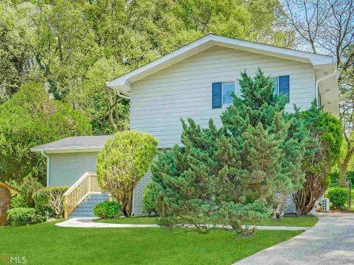 4557 Greenleaf Cir, Atlanta GA  30331-7119 exterior