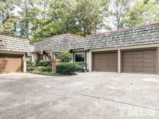 211 Kelso Ct, Cary, NC 27511-6523