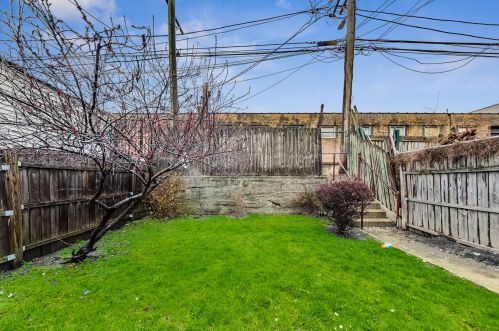 2338 18 Pl, Chicago IL 60608-2560 exterior