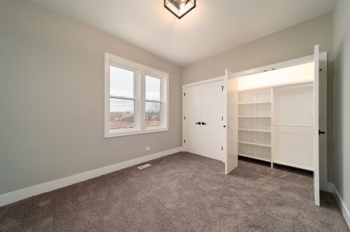 3842 108th Pl, Chicago IL  60655-3945 exterior