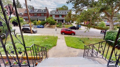 835 Heberton St, Pittsburgh PA  15206-2227 exterior