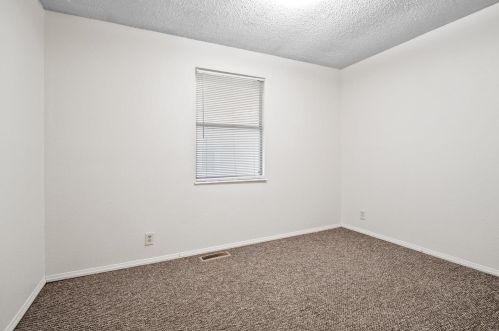 2530 Annalee Ave, Saint Louis MO 63144-2211 exterior