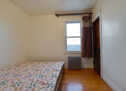 4327 Sacramento, Chicago IL 60655-2302 exterior