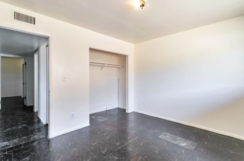 10815 37 Ave, Phoenix AZ 85053-2804 exterior