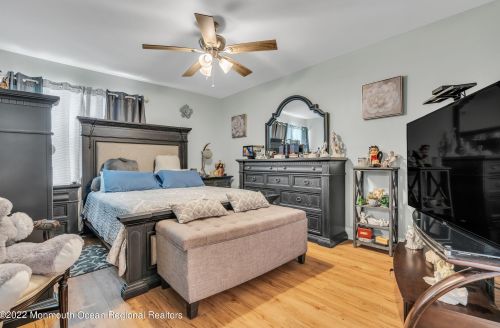 43 Gladstone Ave, Lakehurst NJ 08759-6625 exterior