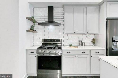 1706 5th St, Washington DC  20001-2424 exterior