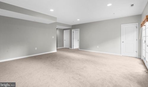 13221 Moonlight Trail Ct, Silver Spring MD 20906-6703 exterior