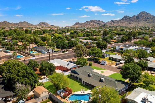 6834 13th St, Phoenix AZ  85014-1124 exterior