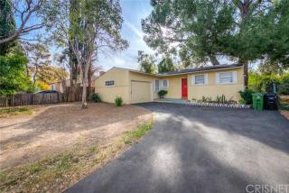 18744 Leadwell St, Los Angeles, CA 91335-2713