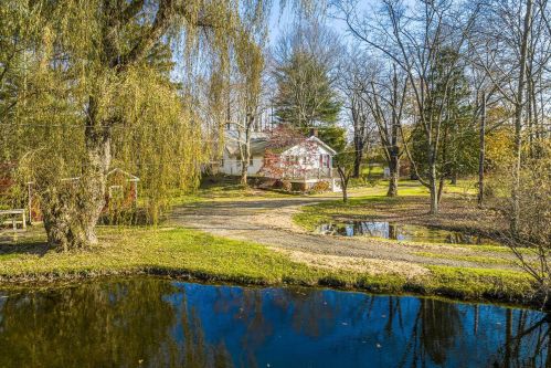 347 Lauer Rd, Poughkeepsie NY 12603-3942 exterior