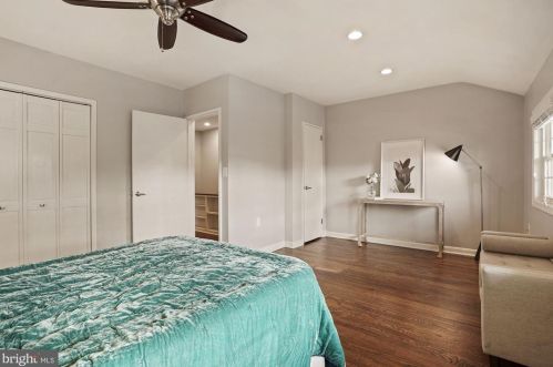 2216 Dearing St, Alexandria VA 22302-1804 exterior