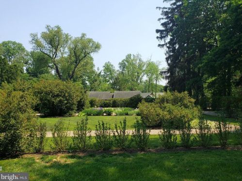 25 Constitution Hl, Princeton NJ 08540-6752 exterior