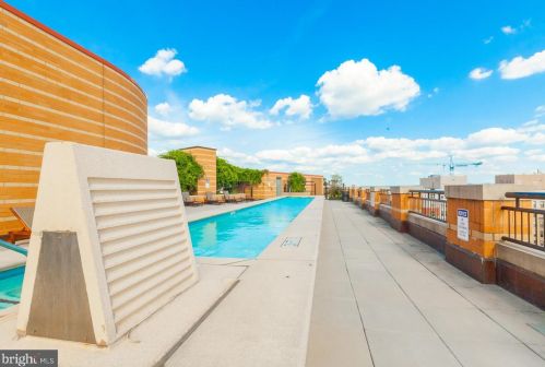 400 Massachusetts Ave, Washington DC  20001-6800 exterior