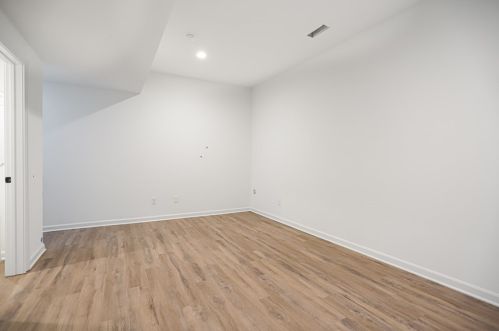 64 Cedar Blvd, Pittsburgh, PA 15228-1312