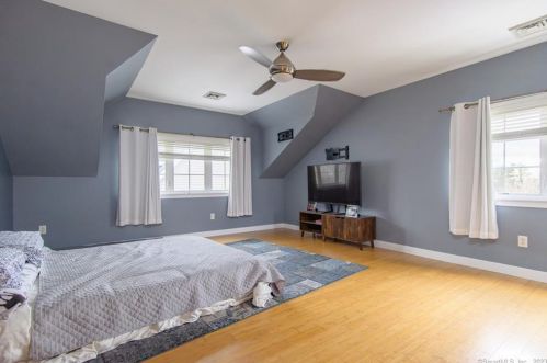 3 Grn Holw Rd, Killingly CT 06239-3546 exterior