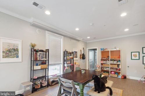 1400 24 St, Philadelphia PA 19121-3802 exterior