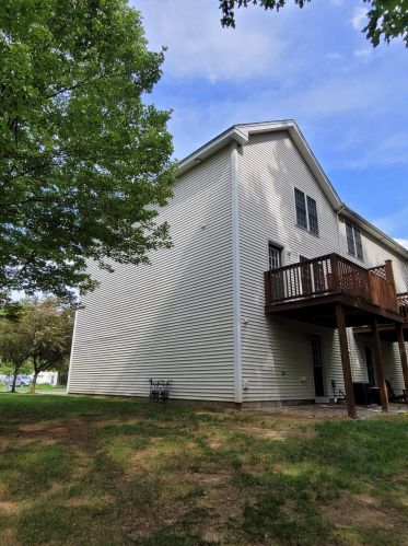 60 Mulberry St, Concord NH  03301-5239 exterior