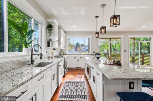 2216 30th St, Washington DC  20020-3369 exterior