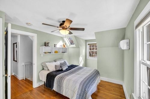 34 Powell Ave, Springfield MA 01118-2165 exterior