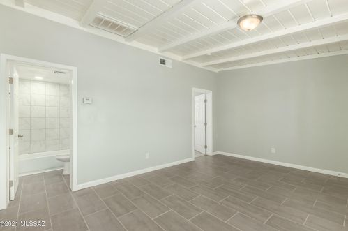 407 Alturas St, Tucson AZ  85705-4220 exterior