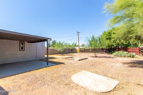 5817 Beverly St, Tucson AZ 85711-5141 exterior
