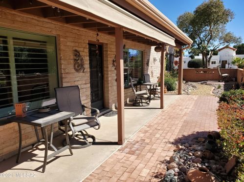 1086 Paseo Iris, Green Valley AZ 85614-3644 exterior