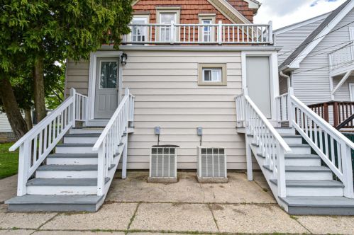 1754 65, Milwaukee WI 53214-3249 exterior