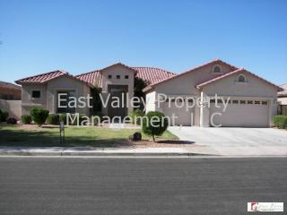 822 Birchwood Pl, Chandler AZ  85249-3312 exterior