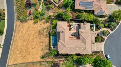 236 Socrates Pl, Folsom CA 95762-3957 exterior