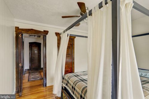 13 Greenwood Ave, Camden NJ 08107-1245 exterior