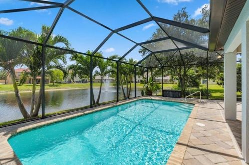 8293 Laurel Lakes Way, Naples, FL 34119-6793