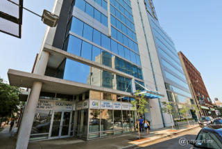 303 Ohio St, Chicago IL  60654-7963 exterior