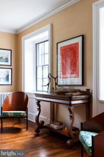 104 Mermaid Ln, Philadelphia PA 19118-3246 exterior