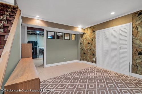 330 Chandler Rd, Jackson Twp NJ 08527-4322 exterior