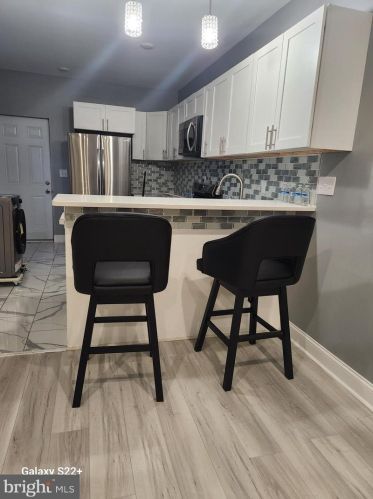 1329 26 St, Philadelphia PA 19146-4402 exterior