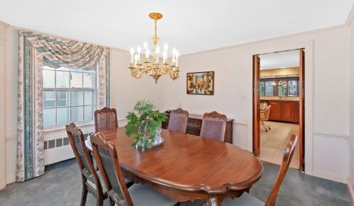 51 Fessenden St, Newton MA 02460-1119 exterior