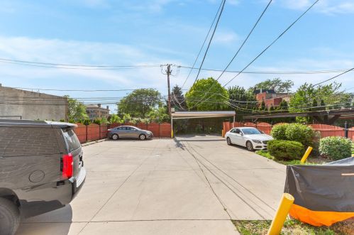 4424 Indiana Ave, Chicago IL  60653-4668 exterior