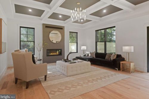 6516 Beverly Ave, Mc Lean VA 22101-5222 exterior