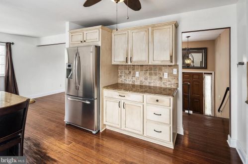 892 State, Trenton NJ 08690-3132 exterior