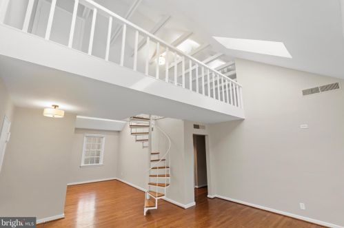 2200 Washington Ave, Silver Spring MD 20910-2608 exterior