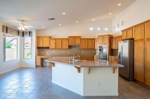 63484 Cat Claw Ln, Tucson AZ 85739-1267 exterior