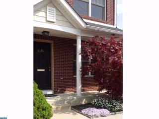 1321 Lawrence St, Philadelphia PA  19147-5920 exterior