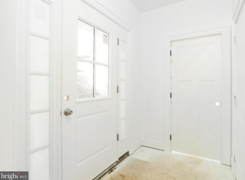 207 Gorgas Ln, Philadelphia PA 19119-1324 exterior