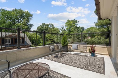 42 Westmoreland Pl, Saint Louis MO 63108-1227 exterior