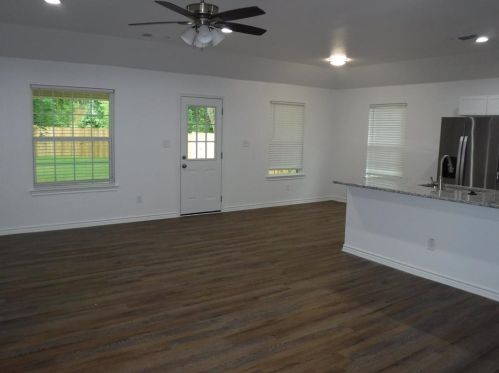 1406 Sears St, Denison TX  75020-3422 exterior