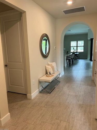 2754 Aviamar Cir, Naples, FL 34114-0097