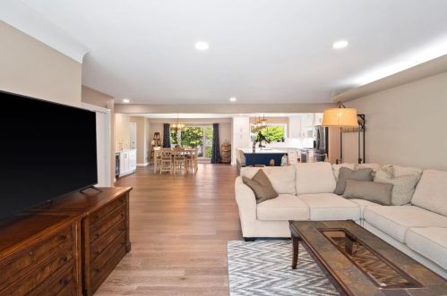 17 Covington Ln, Saint Louis MO 63132-4200 exterior