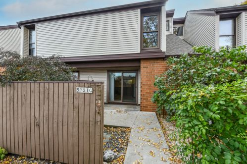 5221 13th St, Milwaukee, WI 53221-3641